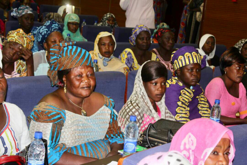 L’Union des Femmes Commerçantes du Tchad (UFCT) a organisé, ce samedi 17 février, au Palais de 15 janvier de N'Djamena, une journée consacrée à la paix au Tchad. Alwihda Info L’Union des Femmes Commerçantes du Tchad (UFCT) a organisé, ce samedi 17 février, au Palais de 15 janvier de N'Djamena, une journée consacrée à la paix au Tchad. Alwihda Info