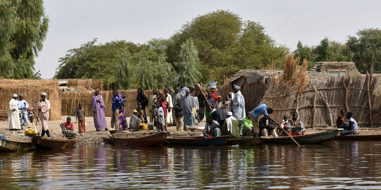 Rive du lac Tchad. CRÉDITS : AFP/SIA KAMBOU Rive du lac Tchad. CRÉDITS : AFP/SIA KAMBOU