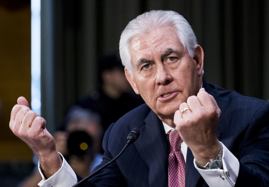 Le secrétaire d’État aux affaires étrangères des États-Unis, Rex W. Tillerson. Photograph by Bill Clark — CQ-Roll Call,Inc. Le secrétaire d’État aux affaires étrangères des États-Unis, Rex W. Tillerson. Photograph by Bill Clark — CQ-Roll Call,Inc.