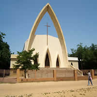 La cathédrale de N’Djamena. Crédits photo : DR