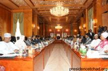 Le premier conseil des ministres du gouvernement Emmanuel Nadingar. Le premier conseil des ministres du gouvernement Emmanuel Nadingar.