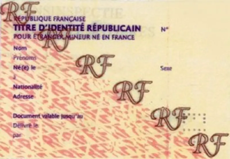 Mineur étranger né en France : Les conditions de délivrance du titre d’identité républicain (TIR)