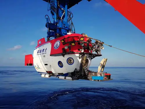 China’s self-developed manned submersible Shenhai Yongshi is having sea testing. (Photo from the official website of the Chinese Academy of Sciences)