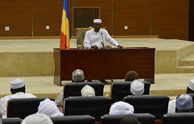 Le président Idriss Déby ce vendredi 30 mars devant le groupe parlementaire MPS.