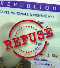 Refus d’une poignée de main, rejet de la nationalité française