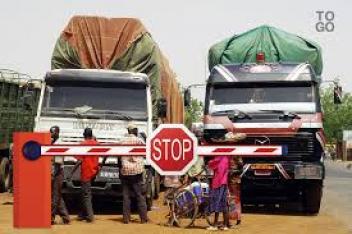 Un poste de douane au Togo. Crédits : DR