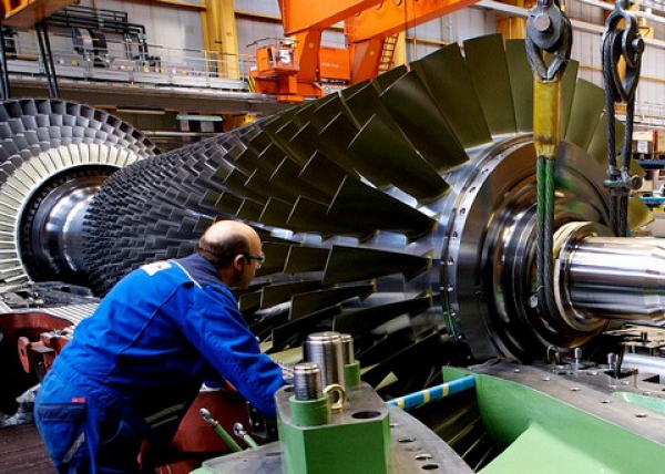 Assemblage d’une turbine à gaz Alstom GT13E2. Photo Alstom Assemblage d’une turbine à gaz Alstom GT13E2. Photo Alstom
