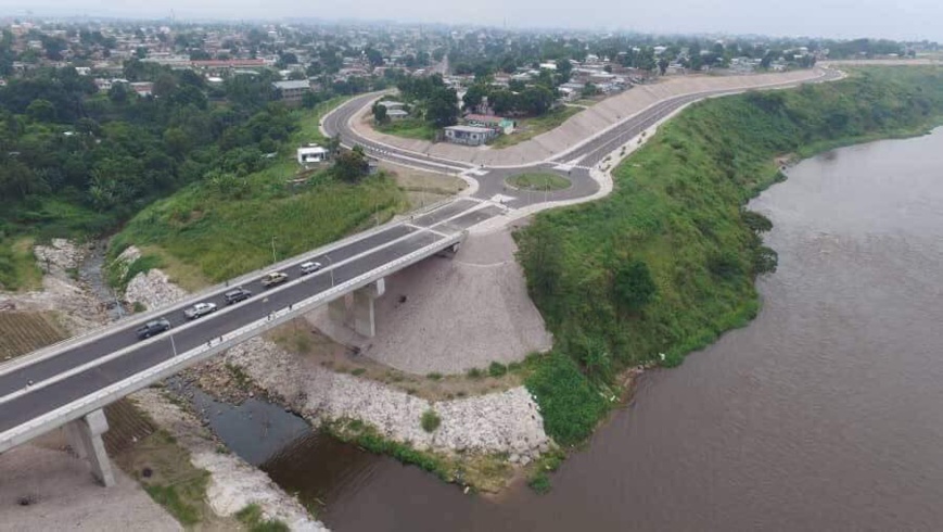 Route corniche de Brazzaville.