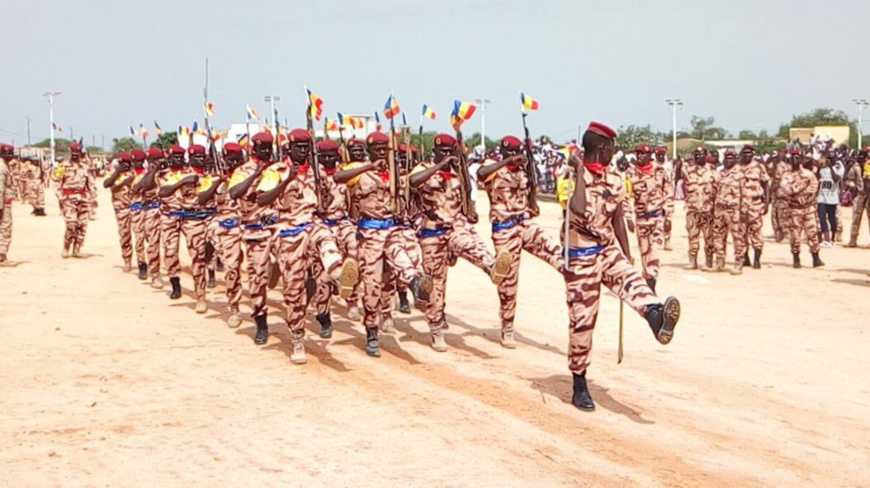 En images : défilé militaire du 11 août à Abéché