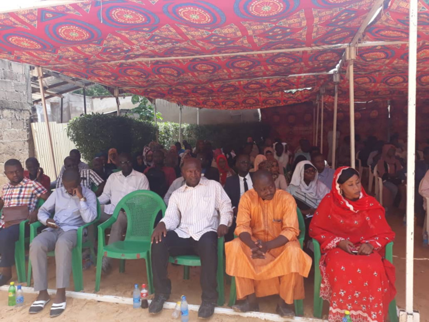 5 lycéens ont été primés à l'issue des épreuves du concours national de mathématiques organisé par le lycée Etoile Polaire à N'Djamena. Alwihda Info/Ph.R