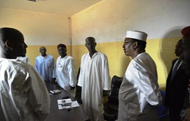 Visite inopinée du chef de l'Etat, Idriss Déby ce vendredi 18 août à la douane de N'Gueli.