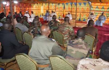 Rencontre du chef de l'Etat avec les autorités civiles et militaires de Sarh, ce jeudi 4 octobre 2018. Rencontre du chef de l'Etat avec les autorités civiles et militaires de Sarh, ce jeudi 4 octobre 2018.