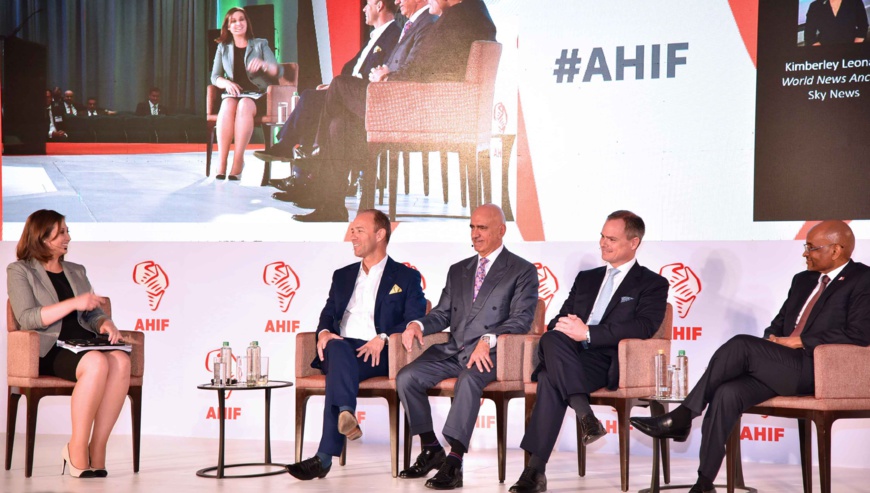 Mark Willis, PDG pour le Moyen-Orient et l’Afrique, AccorHotels à la table ronde du panel des responsables régionaux à l'AHIF (Source: AccorHotels). Mark Willis, PDG pour le Moyen-Orient et l’Afrique, AccorHotels à la table ronde du panel des responsables régionaux à l'AHIF (Source: AccorHotels).