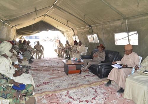Lac Tchad : Déby s’est rendu sur les lieux de l’attaque de Boko Haram Lac Tchad : Déby s’est rendu sur les lieux de l’attaque de Boko Haram
