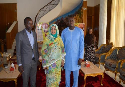 La Première dame a reçu le porte-parole du mouvement Iyina, Nadjo Kaïna. Crédits photo : présidence