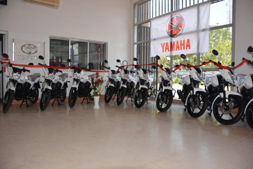 La France offre 20 motos à la police pour renforcer la sécurité de N’Djamena La France offre 20 motos à la police pour renforcer la sécurité de N’Djamena