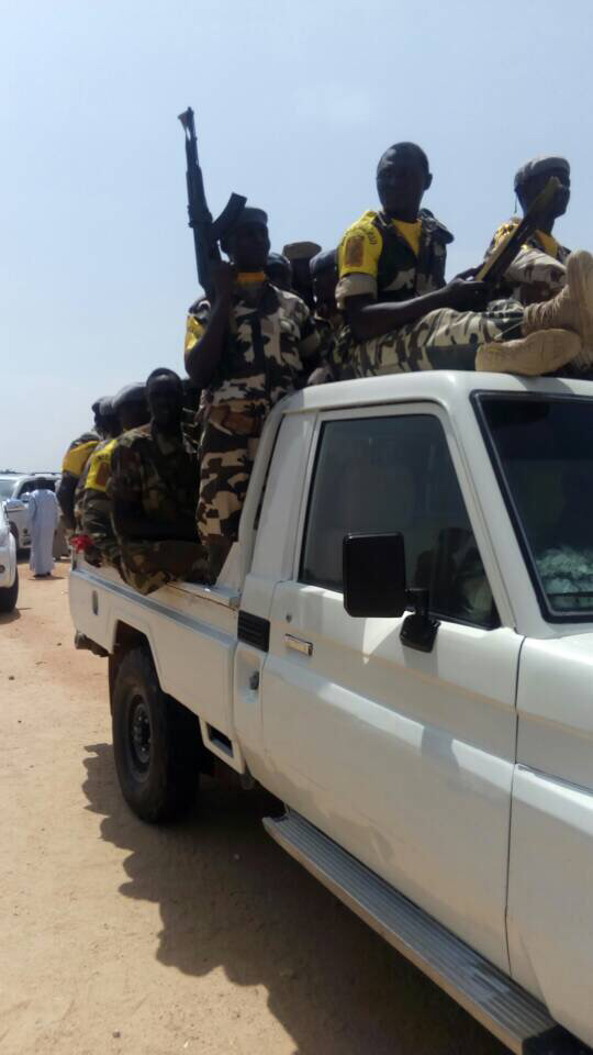 Des militaires tchadiens sur un véhicule de l'armée. © Alwihda Info