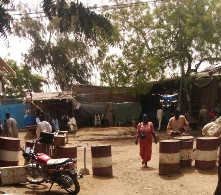 Une entrée du marché à mil de N'Djamena. © Alwihda Info