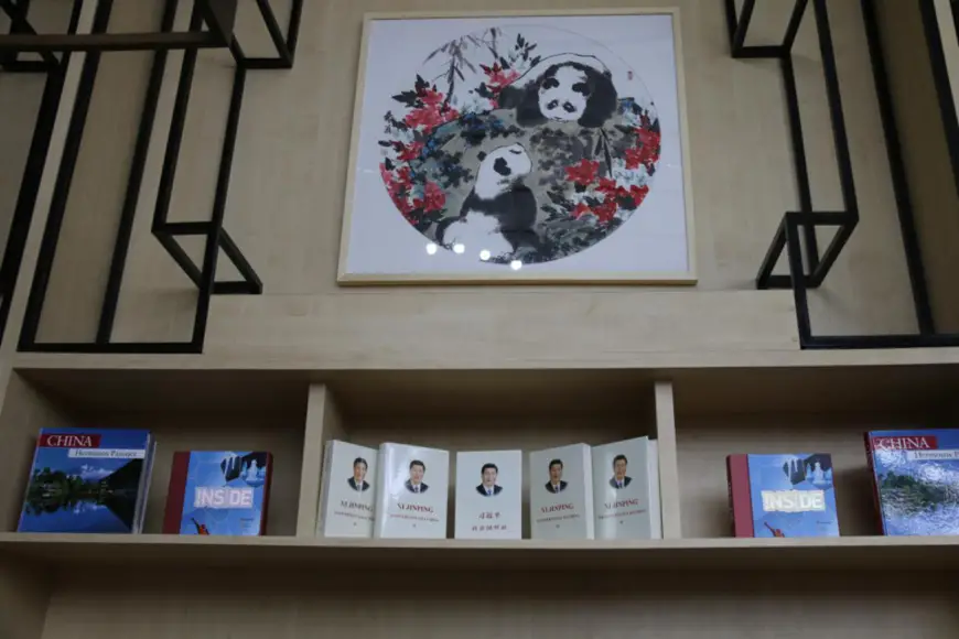 Chinese President Xi Jinping’s books, Xi Jinping: The Governance of China, are displayed at the China Pavilion, Latin America Parliament. Photo by Huang Fahong from People’s Daily