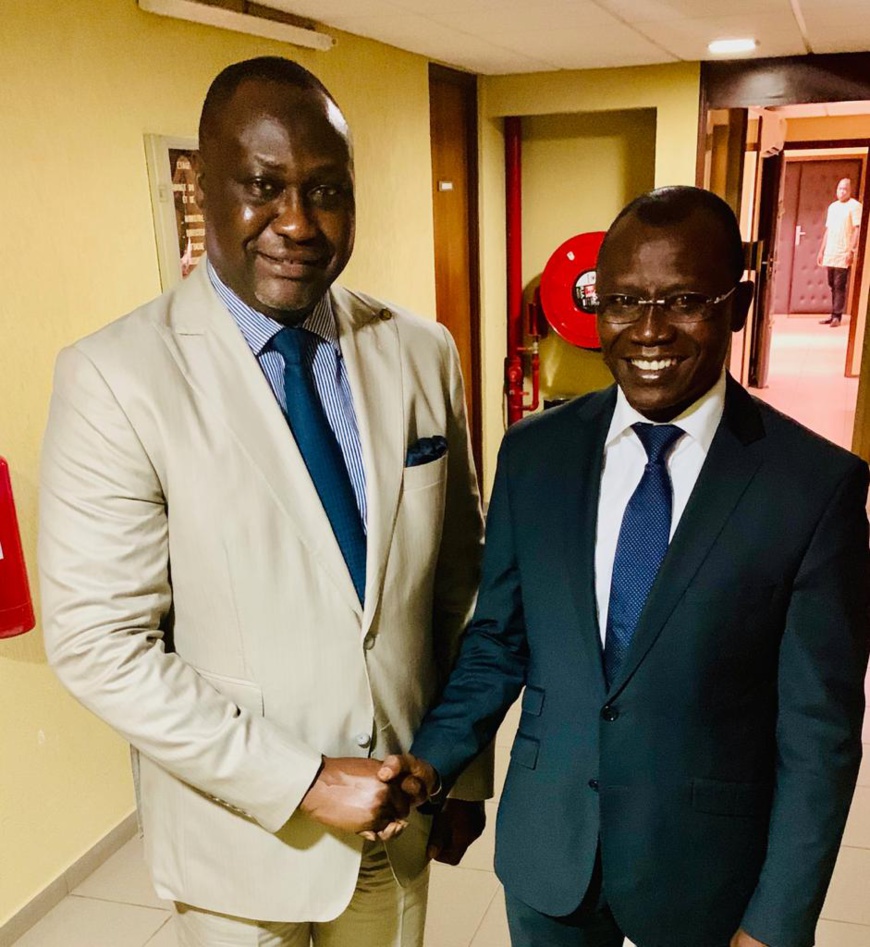 Rencontre du Président-Directeur Général de AFC Monsieur Samaila Zubairu avec le Ministre Togolais des Finances, Monsieur Sani Yaya Rencontre du Président-Directeur Général de AFC Monsieur Samaila Zubairu avec le Ministre Togolais des Finances, Monsieur Sani Yaya