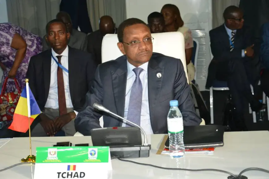 Le ministre tchadien des Affaires Etrangères, de l’Intégration Africaine, de la Coopération Internationale et de la Diaspora, Cherif Mahamat Zene. © DR/Twitter