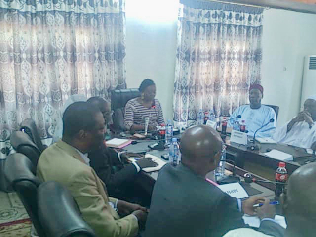 La ministre des Postes, des Nouvelles technologies de l'information et de la communication a évalué ce mercredi 26 décembre la politique du gouvernement sur la segmentation du marché de l'internet au Tchad. © Alwihda Info La ministre des Postes, des Nouvelles technologies de l'information et de la communication a évalué ce mercredi 26 décembre la politique du gouvernement sur la segmentation du marché de l'internet au Tchad. © Alwihda Info