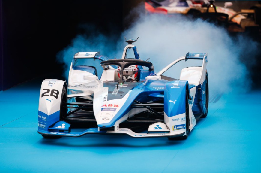 Le pilote portugais Felix da Costa a remporté l’ePrix de Dariya en Arabie Saoudite, la première course de Formule E (électrique) organisée au Moyen-Orient. (© Joe Portlock/Getty Images)