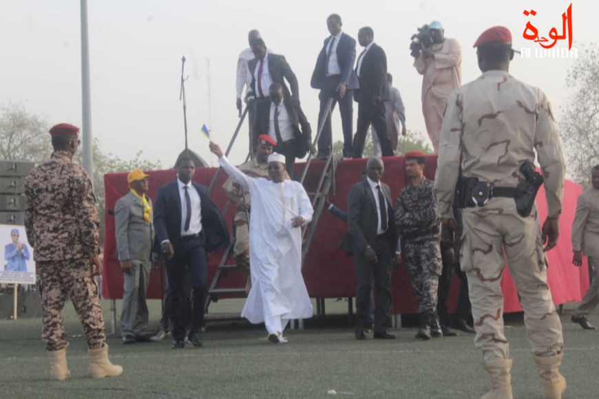 Tchad : des partis politiques menacés de dissolution par la majorité