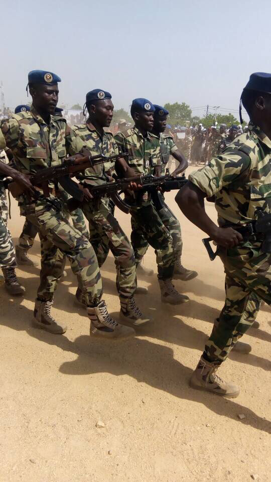 Des militaires tchadiens lors d'un défilé. © Alwihda Info/D.H.