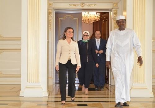 Le Président Idriss Déby a reçu ce samedi 9 mars 2019, une délégation égyptienne conduite par la ministre des investissements et de la coopération internationale, Dr Sahar Nasr.