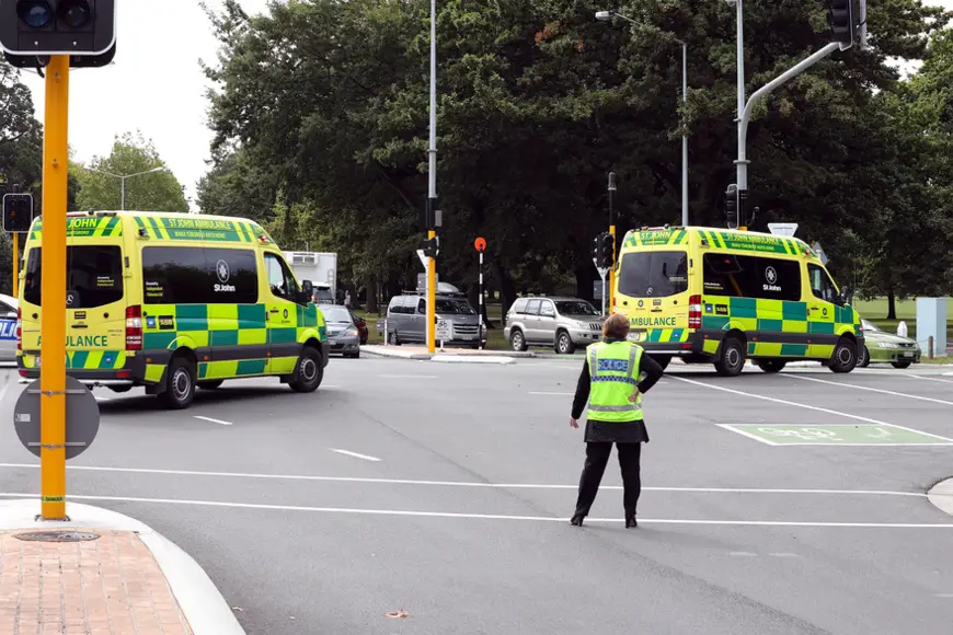 Des policiers mobilisés à Christchurch, en Nouvelle-Zélande, après deux fusillades dans des mosquées le 15 mars 2019 © RADIO NEW ZEALAND / AFP