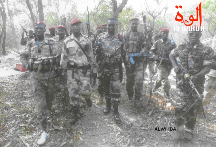 Les combattants du FDPC autour du Général Abdoulaye Miskine. 5 avril 2013. © Alwihda Info