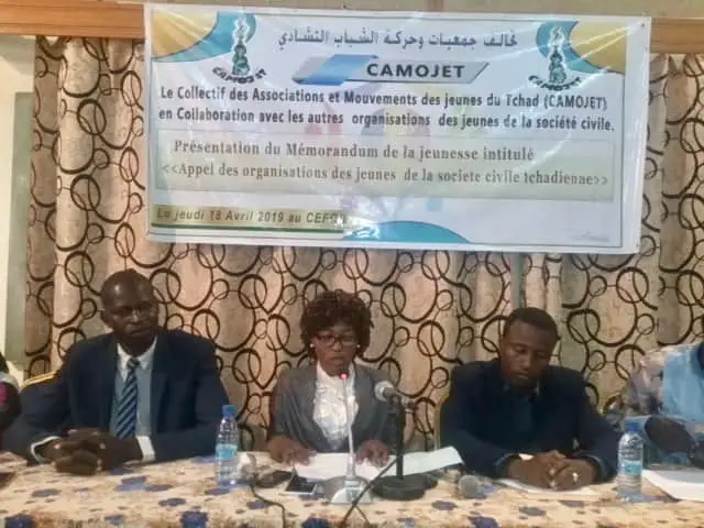 le Camojet présente son mémorandum de la jeunesse, ce jeudi 18 avril 2019 à N'Djamena. © Alwihda Info