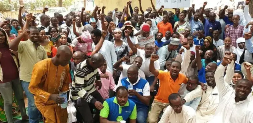 Les employés grévistes de Tigo Tchad. © DR