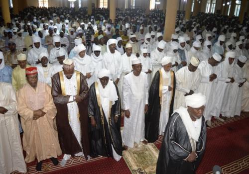 Prière de l'Aïd El Fitr à la grande mosquée de N'Djamena, mardi 4 juin 2019.