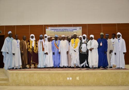 Des chefs traditionnels réunis lors d'une conférence à N'Djamena. © DR Des chefs traditionnels réunis lors d'une conférence à N'Djamena. © DR