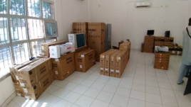 Tchad : la Chine appuie le processus électoral avec un don à la CENI. © Alwihda Info Tchad : la Chine appuie le processus électoral avec un don à la CENI. © Alwihda Info