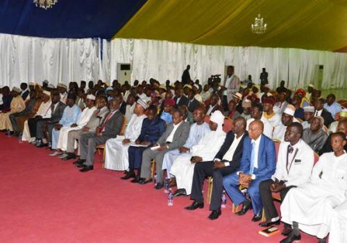 Tchad : Déby reçoit les politiques et annonce le paiement des subventions des partis Tchad : Déby reçoit les politiques et annonce le paiement des subventions des partis