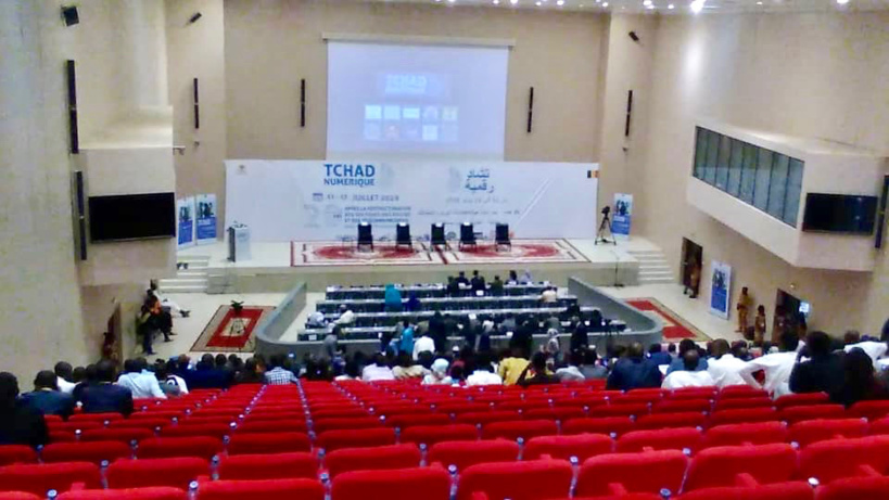 Ouverture jeudi 11 juillet au Radisson Blu du Forum Tchad Numérique. N'Djamena. © Alwihda Info Ouverture jeudi 11 juillet au Radisson Blu du Forum Tchad Numérique. N'Djamena. © Alwihda Info