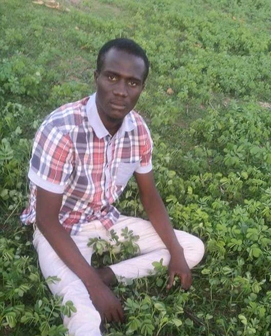 Tchad : le jeune Ali Soumaine Ali est mort brûlé vif à N'Djamena. Tchad : le jeune Ali Soumaine Ali est mort brûlé vif à N'Djamena.