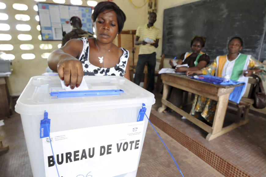Un bureau de vote en Côte d'Ivoire. illustration. © DR