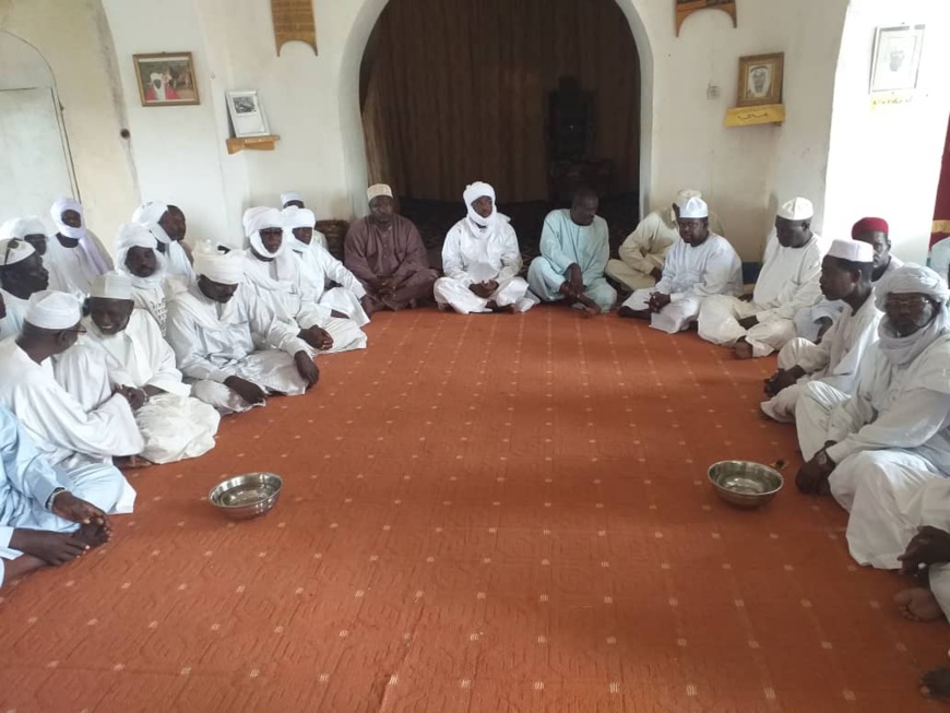 #Tchad : "Nous respectons notre président, qu'il nous respecte", colère après la désignation du nouveau Sultan du Ouaddaï. © Alwihda Info #Tchad : "Nous respectons notre président, qu'il nous respecte", colère après la désignation du nouveau Sultan du Ouaddaï. © Alwihda Info