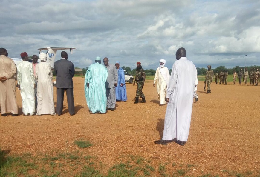 Tchad : au Sila, le nouveau gouverneur Kedallah Younous Hamidi installé dans un contexte sécuritaire difficile. © Alwihda Info Tchad : au Sila, le nouveau gouverneur Kedallah Younous Hamidi installé dans un contexte sécuritaire difficile. © Alwihda Info