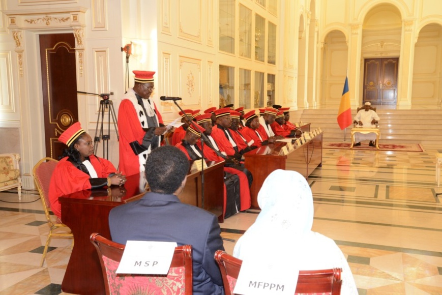 Tchad : prestation de serment de deux nouveaux ministres Tchad : prestation de serment de deux nouveaux ministres