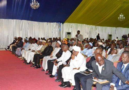 Des chefs de partis politiques et représentants réunis à la Présidence lors d'une concertation. Tchad. Illustration. © DR Des chefs de partis politiques et représentants réunis à la Présidence lors d'une concertation. Tchad. Illustration. © DR