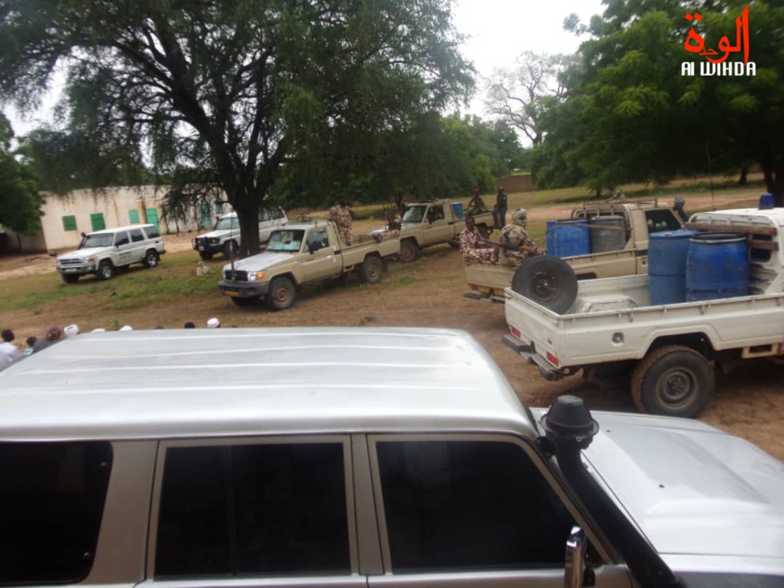 A Goz Beida, des véhicules militaires escortent le gouverneur de la province de Sila, lors de la fête de l'Eid El-Kébir, le 10 août 2019. © Alwihda Info