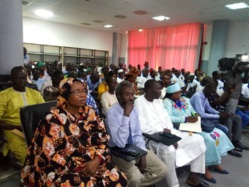 Tchad : des handicapés formés en entrepreneuriat par l'ONAPE pour favoriser leur insertion. © Alwihda Info Tchad : des handicapés formés en entrepreneuriat par l'ONAPE pour favoriser leur insertion. © Alwihda Info