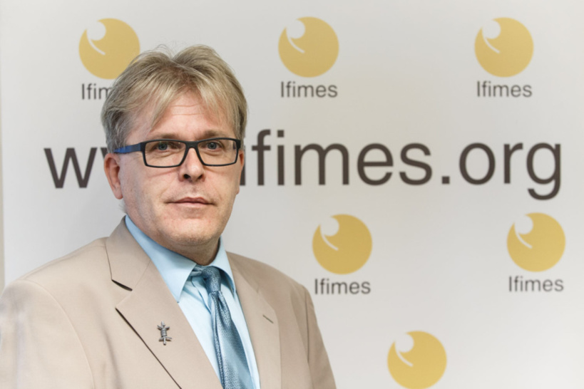 Prof. Dr. Anis H. Bajrektarevic. Prof. Dr. Anis H. Bajrektarevic.