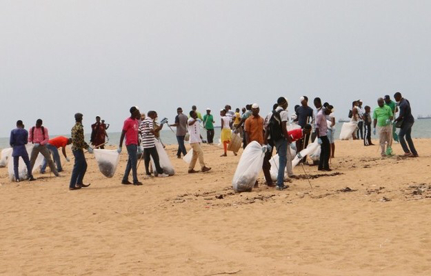 Journée africaine des mers et des océans : 6 tonnes de déchets plastiques recueillies Journée africaine des mers et des océans : 6 tonnes de déchets plastiques recueillies