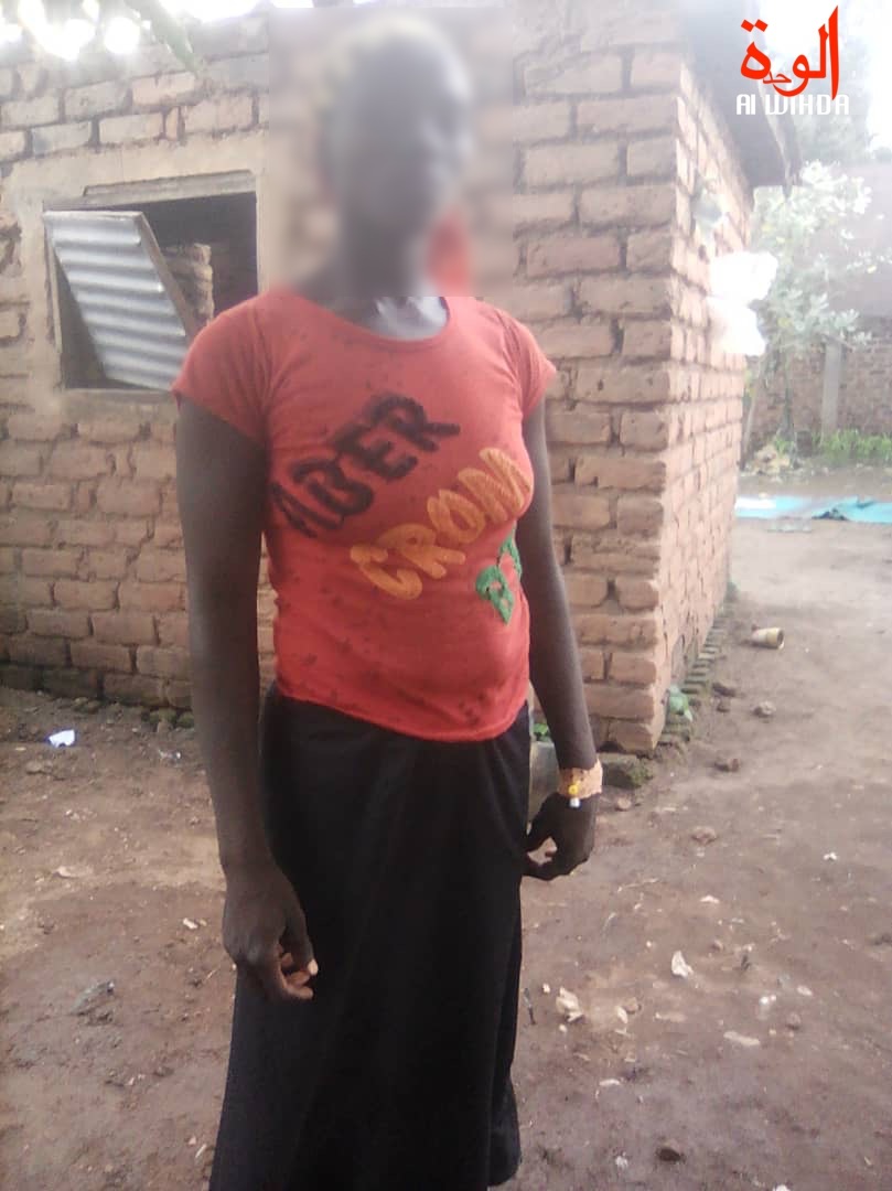 Tchad : kidnappée, Charlotte survit pendant un mois attaché dans une forêt. © Alwihda Info Tchad : kidnappée, Charlotte survit pendant un mois attaché dans une forêt. © Alwihda Info
